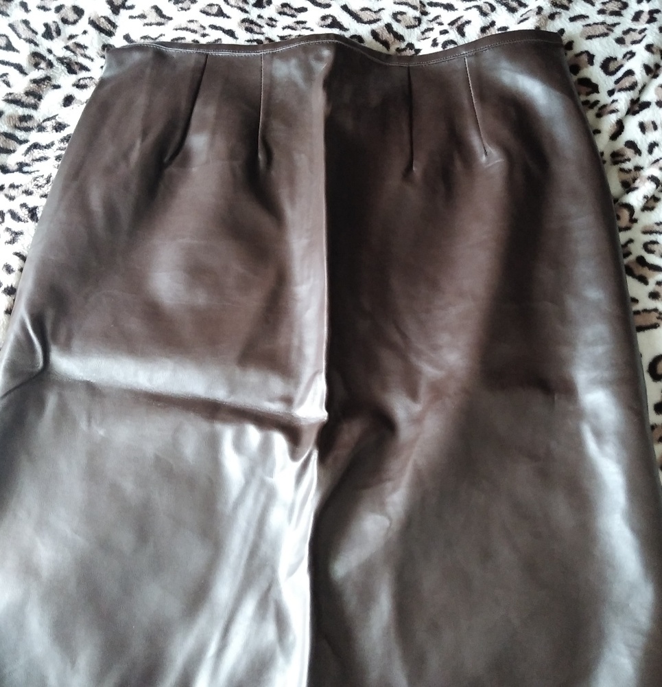 Leather skirt